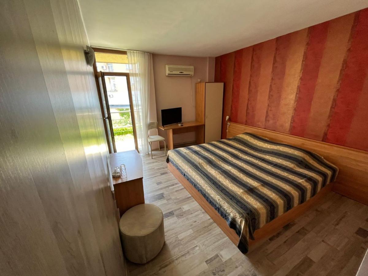 Hotel Kredo Sliven Exterior photo